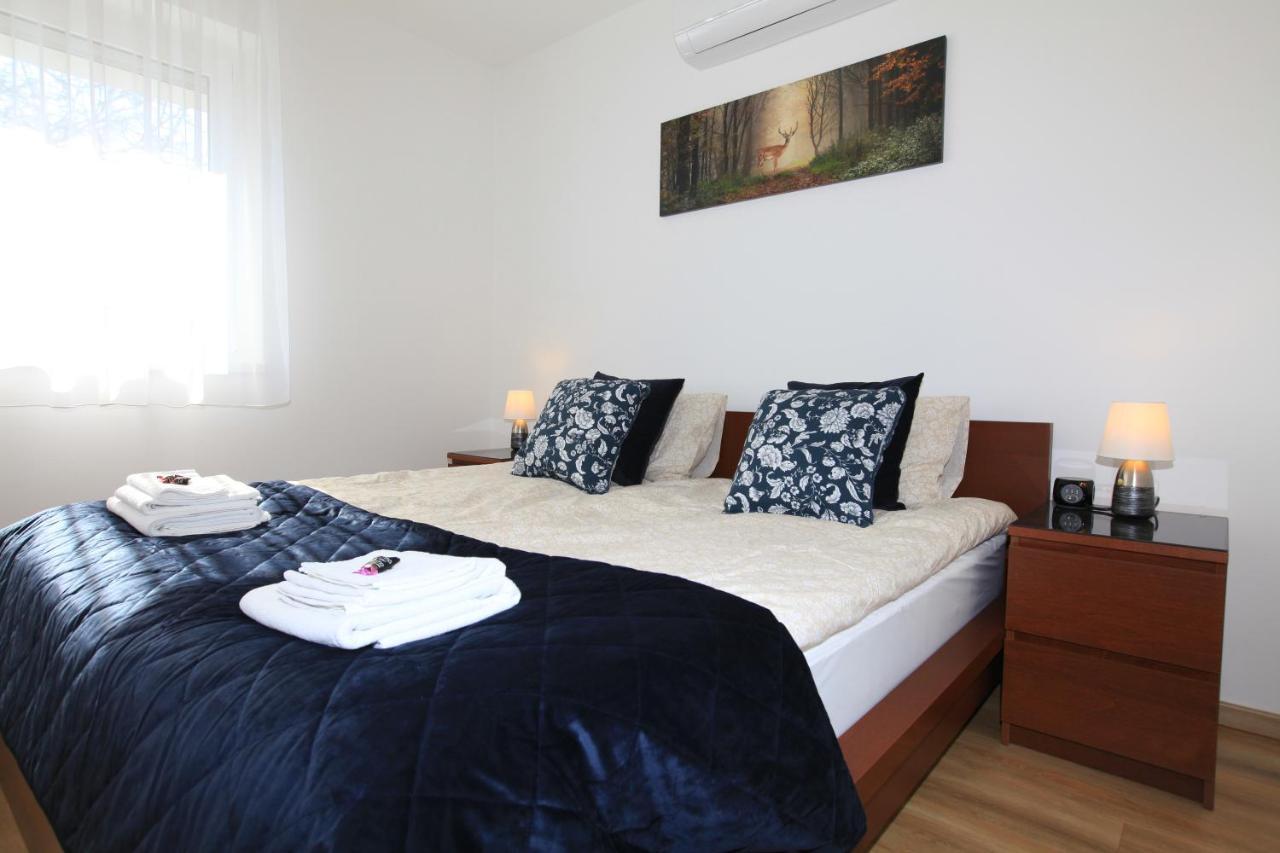 Paskal-Lux Apartments With Free Parking And Ac Budapeste Exterior foto