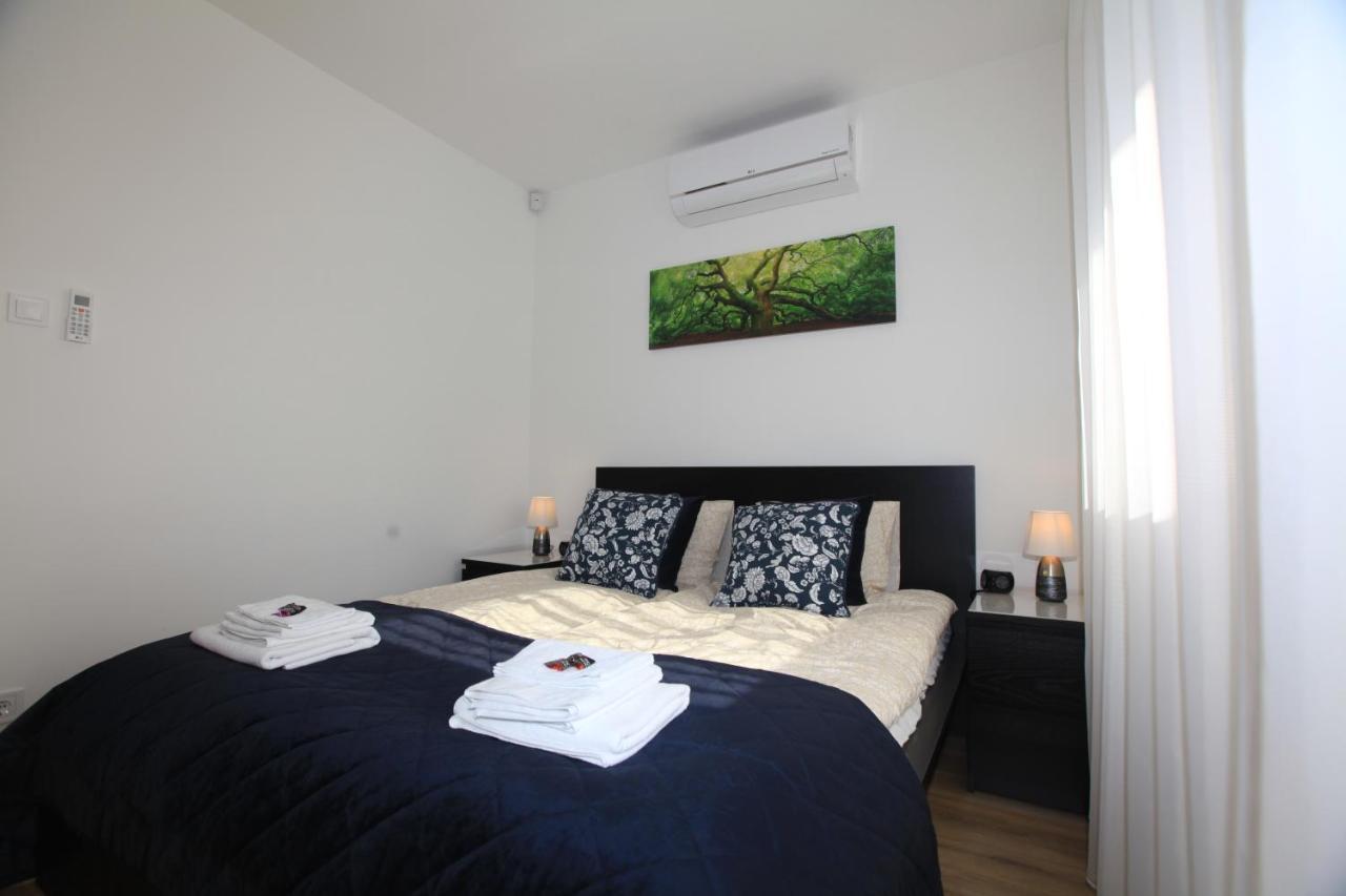 Paskal-Lux Apartments With Free Parking And Ac Budapeste Exterior foto