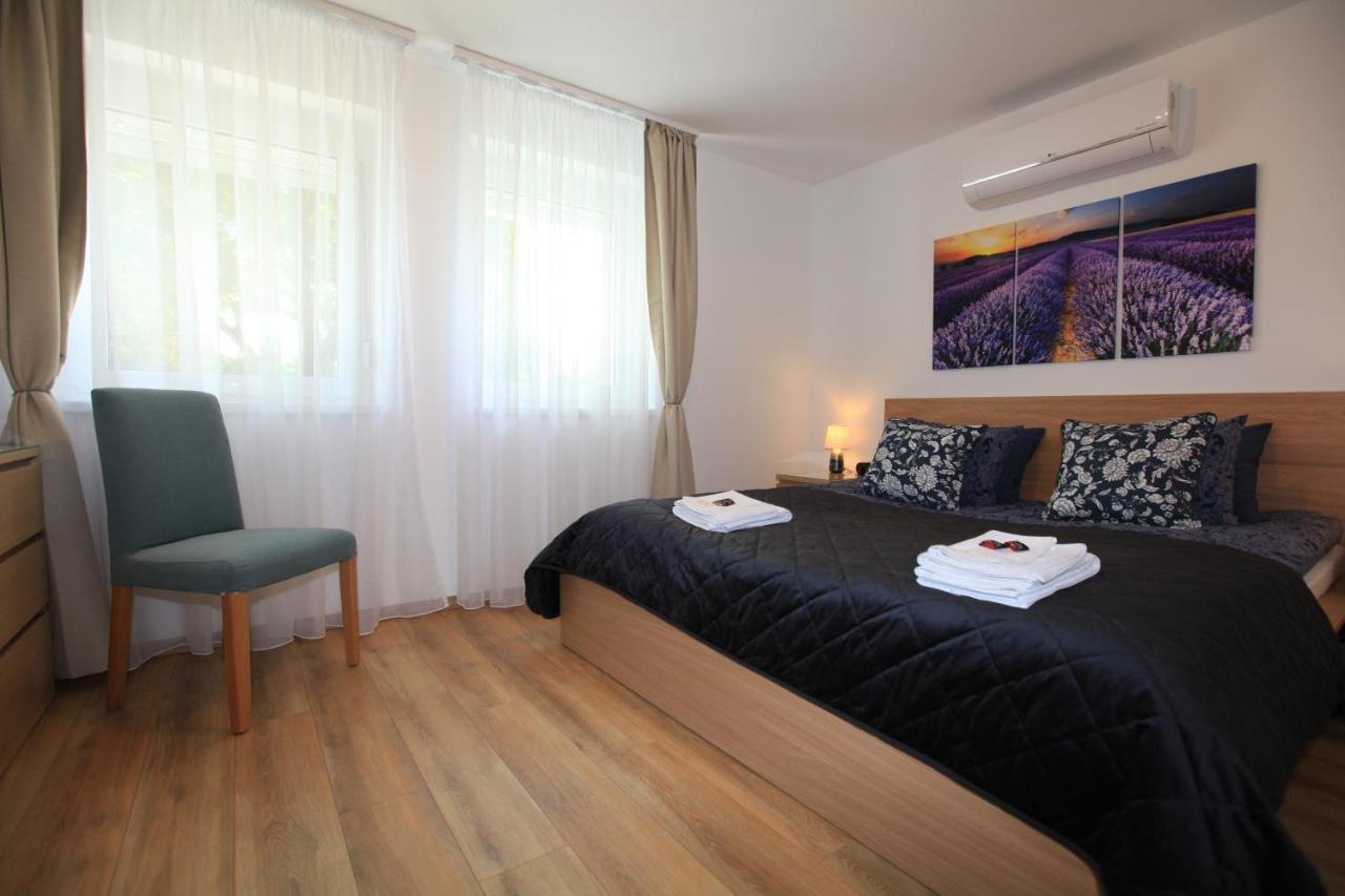 Paskal-Lux Apartments With Free Parking And Ac Budapeste Exterior foto