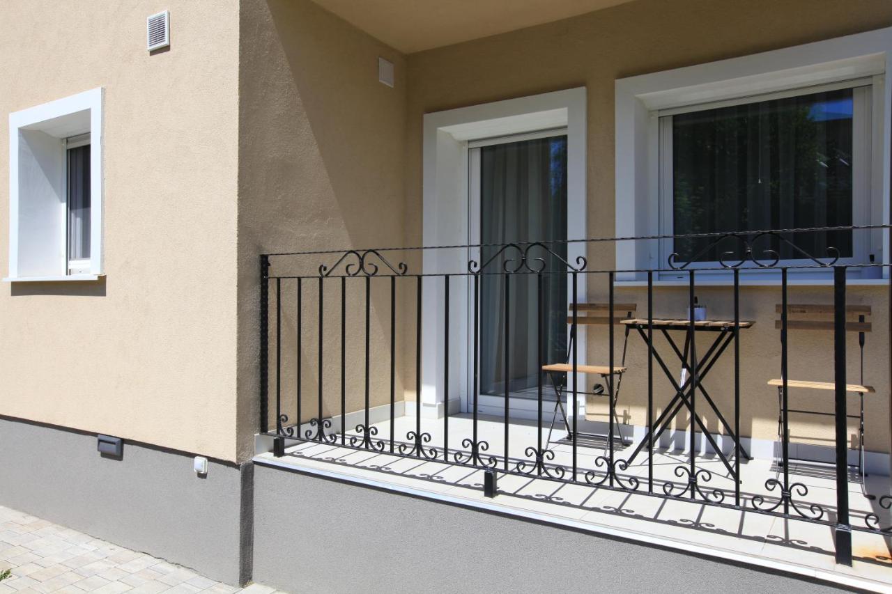Paskal-Lux Apartments With Free Parking And Ac Budapeste Exterior foto